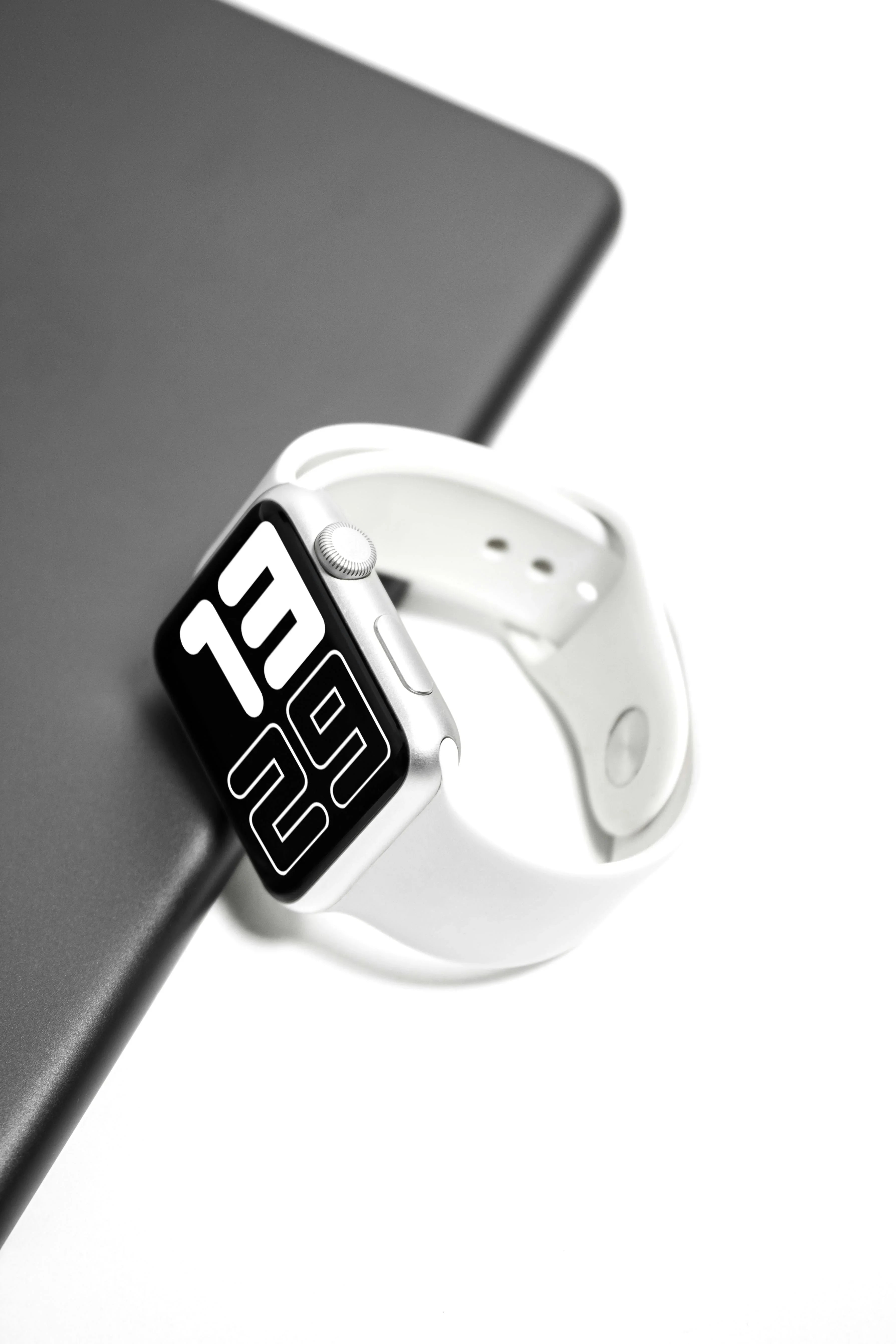 Small Apple Watch straps